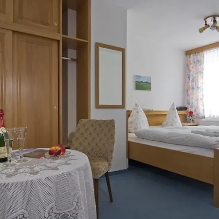 Guest house 