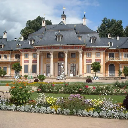 Guest house 